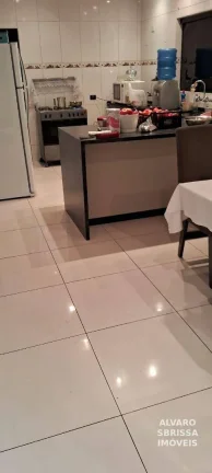 Imagem Linda Casa com 3 dormitórios à venda, 155 m² por R$ 636.000,00