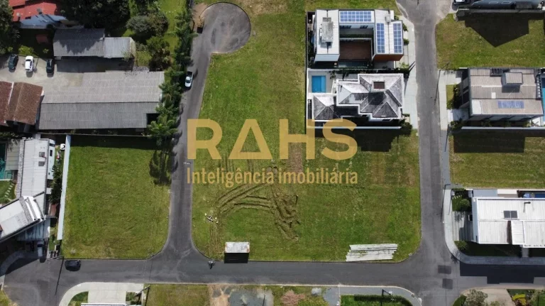 Imagem Terreno de esquina em condomínio fechado de Pirabeiraba Possui área total de 469,78 e condomínio ...