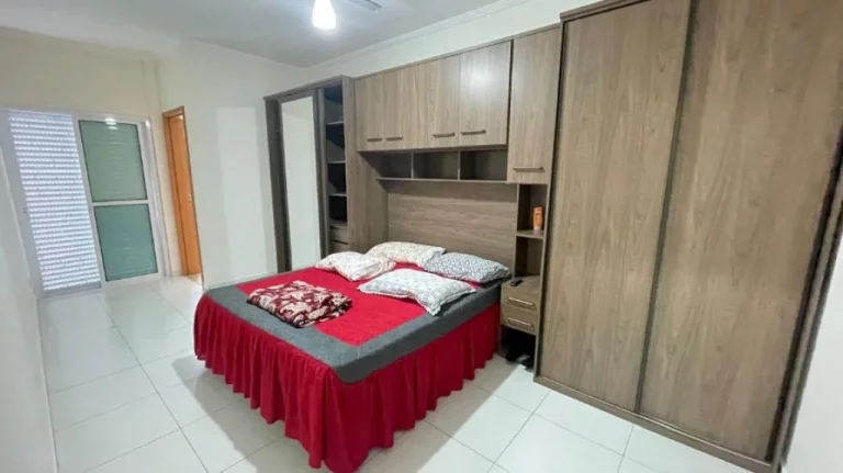 Imagem OPORTUNIDADE INCRÍVEL!!! Apartamento 2 suítes e 2 vagas na ocian!