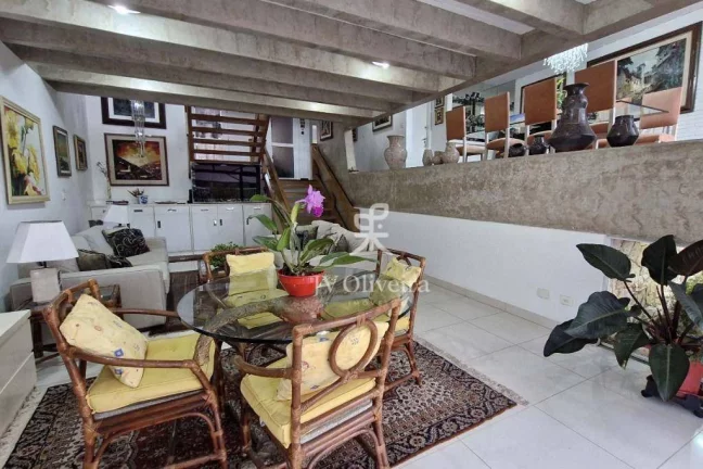 Imagem Sobrado com 4 dormitórios à venda, 290 m² por R$ 2.390.000,00 - Jardim Guedala - São Paulo/SP