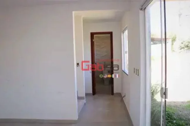 Imagem Casa com 3 dormitórios à venda, 700 m² por R$ 430.000 - Morro dos Milagres - São Pedro da Aldeia/RJ