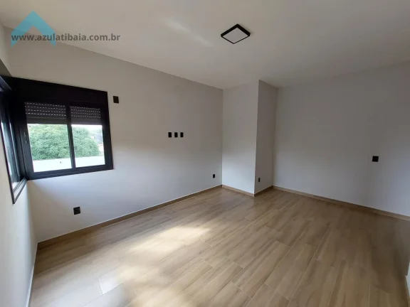 Imagem Casa Térrea à Venda no Jardim Morumbi  Atibaia | 3 Suítes e Piscina