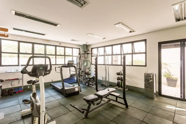 Imagem Apartamento 31M² Reformado, 1Q, 1 Banheiro, 1 Vaga, Piscina, Piscina Aquecida, Academia, Churrasqueira, Quadra, Salão de Festas e Jogos, Playground.