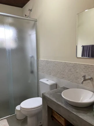 Imagem Ótima casa com 2 dts- 2 terrenos- reformada- Jardim Carolina- Ubatuba- SP