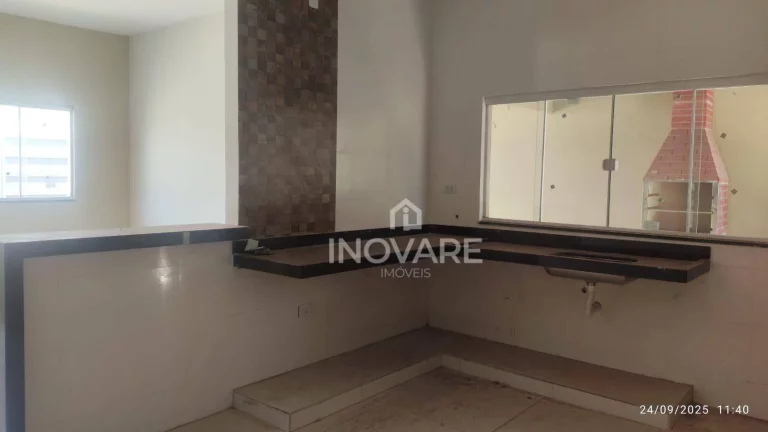 Imagem Casa com 2 dormitórios à venda, 1 m² por R$ 235.000,00 - Setor Nossa Senhora da Saúde - Itumbiara/GO
