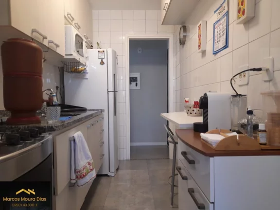 Imagem Apartamento na Pompeia com 2 dormitórios (1 suíte) e 1 vaga, próximo ao Sesc Pompeia. Edifício com portaria 24h e lazer