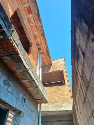 Imagem Sobrado com 4 dormitórios à venda, 280 m² por R$ 350.000,00 - Jardim Planalto - Suzano/SP
