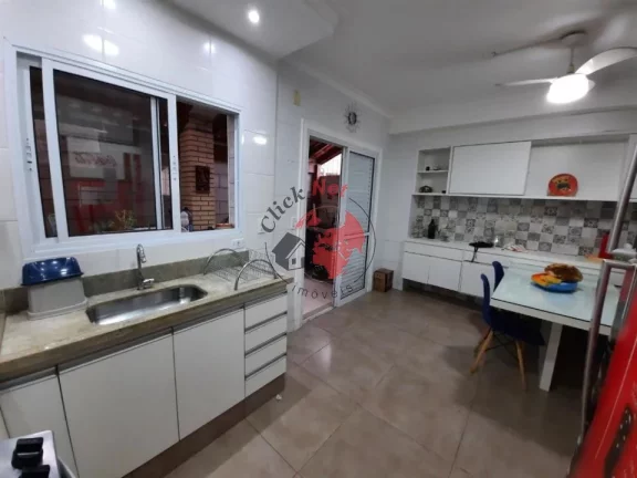 Imagem Sobrado em Condomínio , Troco por apto no ABC ,2 dorms c suite , quintal , 1 vaga ,bairro Cibratel II ,Itanhaem