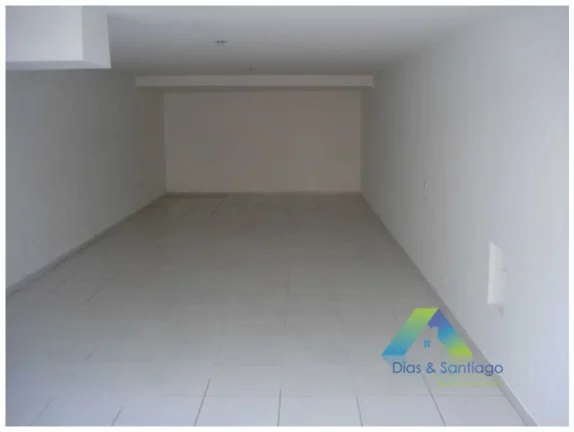 Imagem Rudge Ramos Linda casa 300 metros, 3 dormitórios, Edícula, 4 vagas com excelente localização e valor !!!