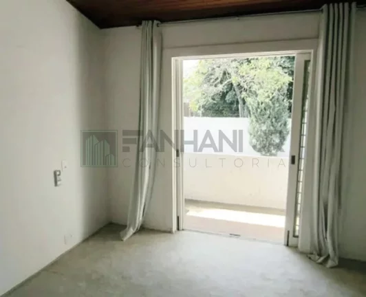 Imagem Imperdível casa para locação em São Paulo-SP, Jardim Guedala: 3 quartos, 3 suítes, 5 salas, 4 banheiros, 4 vagas, 411m².