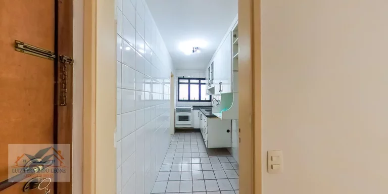 Imagem Apartamento à Venda, 2 dormitórios cxom 1 suíte, 2 vagas. Vila Olimpia. R$ 950.000,00