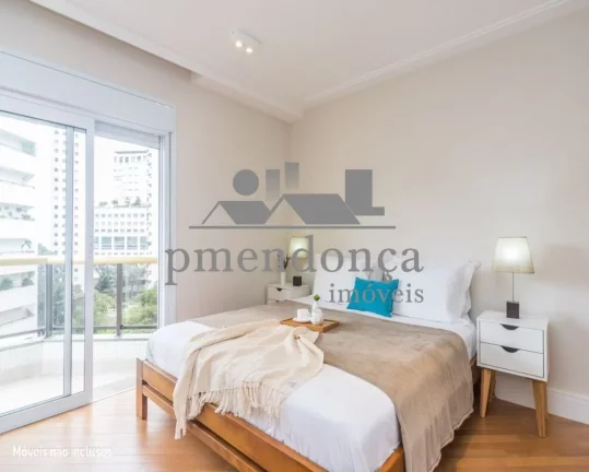 Imagem Apartamento reformado à venda em Higienópolis com 3 suítes e 4 vagas, 169m2.