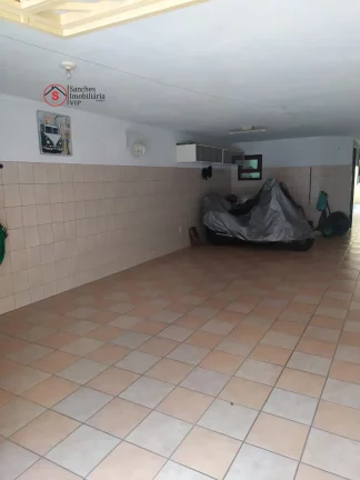 Imagem AMPLO SOBRADO A VENDA NO SITIO DA FIGUEIRA, COM 297 METROS E ÁREA GOURMET COM CHURRASQUEIRA. RUA TRANQUILA, PRÓXIMO A UBS E AMA VILA CALIFÓRNIA.