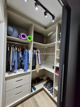 Imagem Você está prestes a descobrir uma cobertura espetacular de 220 m² localizada no renomado Condomí...