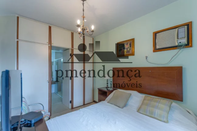 Imagem Apartamento dormts, 1 suite , 2 vagas, varanda,