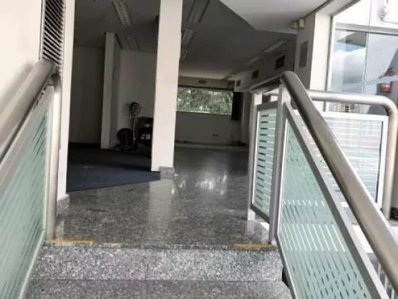 Imagem Sobrado Comercial para Locação com Área Construída 338 m² na Av. Portugal em Santo André