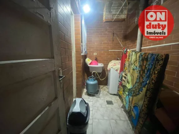 Imagem Casa com 2 dormitórios em Santos