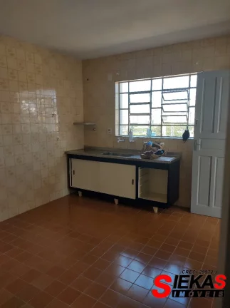 Imagem Imperdível casa para venda em São Paulo-SP, Bairro Piqueri: 4 quartos, 2 banheiros, 3 vagas de garagem, 184,00 m² de área.