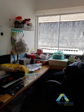 Imagem CASA COM 2 DORMITÓRIOS, COM CASAS NO FUNDO NO METRO PRAÇA DA ARVORE !!