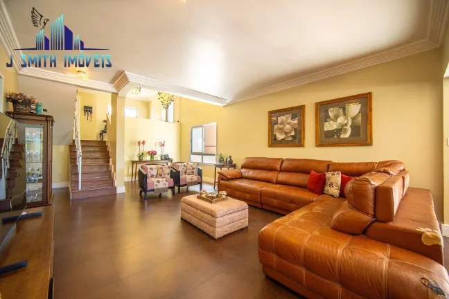 Imagem Casa com 4 dormitórios, sendo 4 suítes para venda - Granja Viana (no miolo)