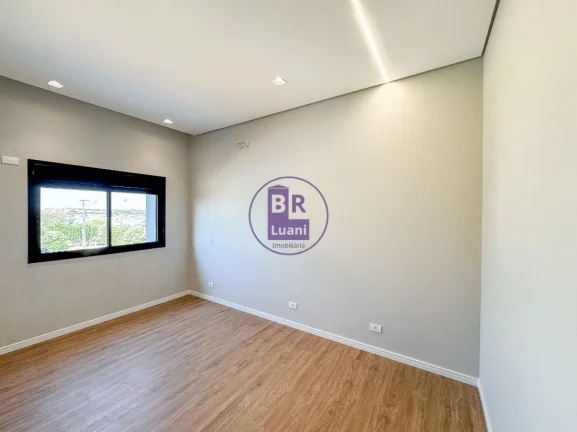 Imagem Sobrado Novo no Condomínio Tangará