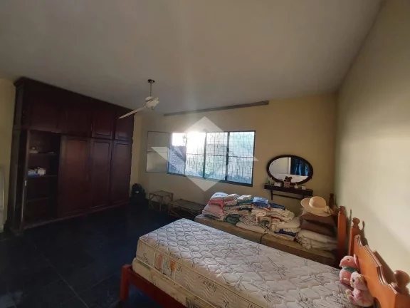 Imagem Casa duplex com 5 quartos, área externa, terreno 250 m². Campo Grande