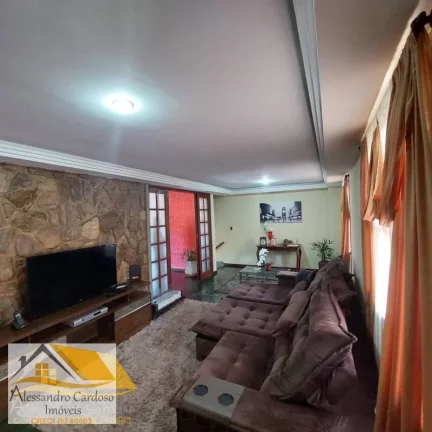 Imagem Casa na Chácara do Paraíso com 3 quartos, piscina e sauna