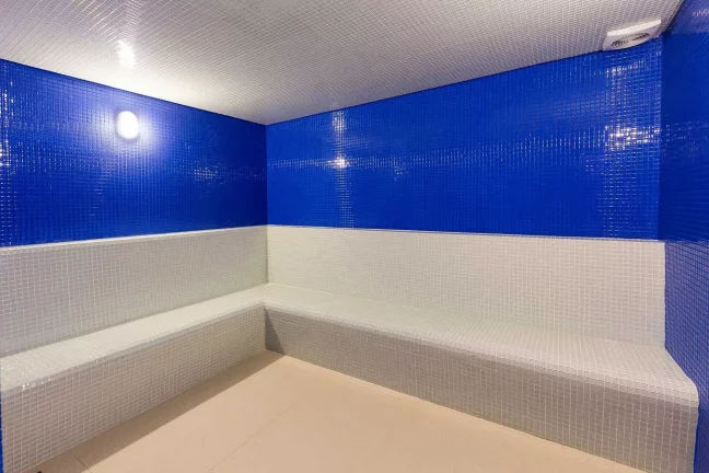 Imagem Apartamento mobiliado com 3 dormitórios sendo 3 suítes e 3 vagas de garagem em Balneário Camboriú/SC