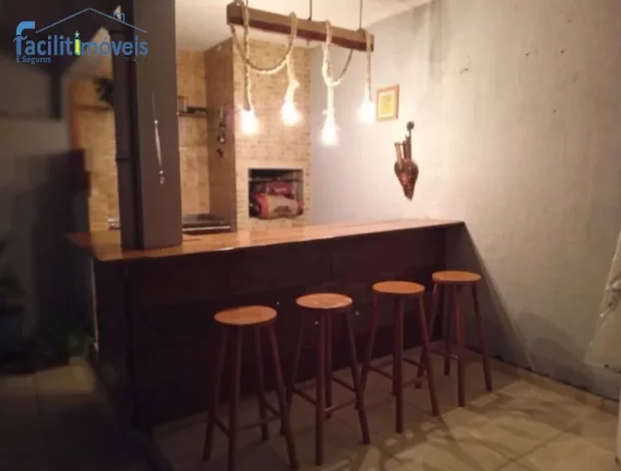 Imagem CASA TÉRREA 3 DORMITÓRIOS COM 2 SUÍTES - VILA LUCINDA - SANTO ANDRÉ