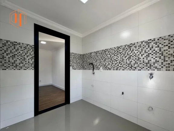 Imagem Apartamento para Venda em São José dos Pinhais, Ouro Fino, 2 dormitórios, 1 banheiro, 1 vaga