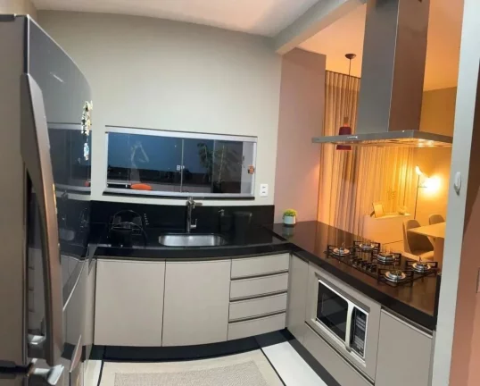 Imagem Casa em Condomínio para Venda em Cuiabá / MT no bairro Jardim Imperial