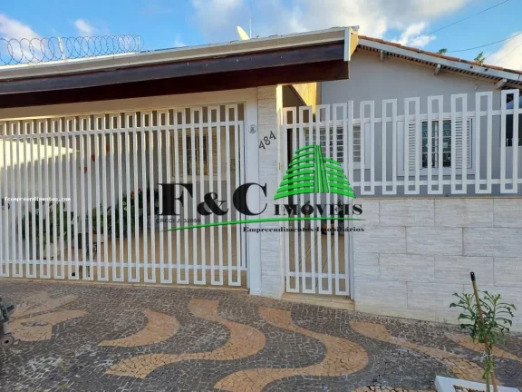 Imagem Casa para Venda em Araras, Conjunto Habitacional Heitor Villa Lobos, 3 dormitórios, 1 suíte, 2 banheiros, 2 vagas