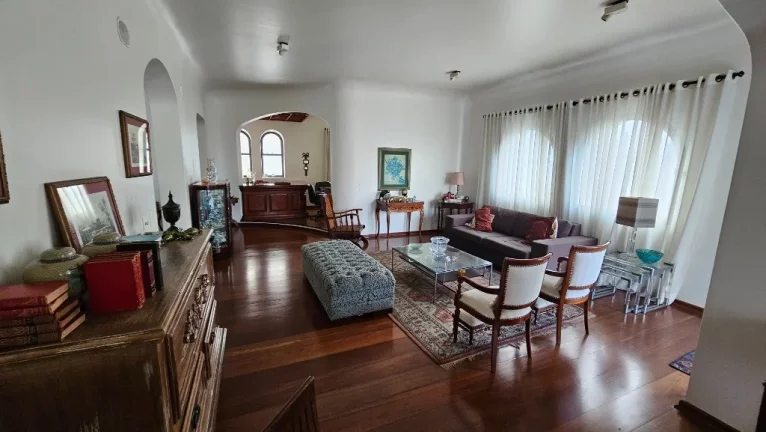 Imagem Luxuoso apartamento para locação no Jardim Paulista, São Paulo-SP, com 4 quartos, 2 suítes, 2 salas, 3 banheiros, 3 vagas de garagem e 278m².