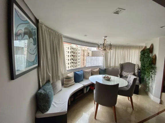 Imagem Cobertura 248 M², 3Q, 3 suítes, 4 banheiros, 3 vagas, sauna, piscina, churrasqueira, adega, gazebo, gerador, closet, lareira.
