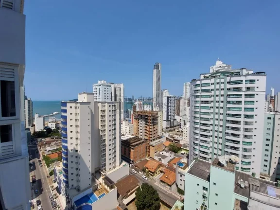 Imagem Apartamento com 3 suítes sendo 1 master com hidro e vista para o mar