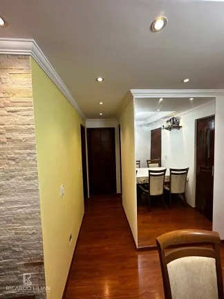 Imagem Apartamento reformado de 60m² e dois dormitórios a venda