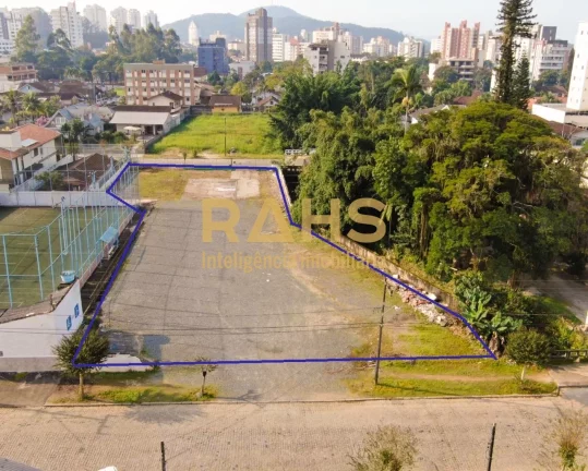 Imagem Excelente terreno plano,pronto para construir com viabilidade comercial e residencial,em rua pavimen...