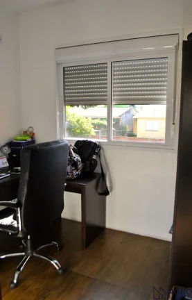 Imagem Casa de 3 Dormitórios sendo 2 Suítes, vaga para 2 carros com pátio.