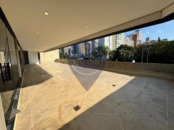Imagem Conjunto comercial de alto padrão para locação no Jardim Paulistano, São Paulo-SP: 1 sala, 1 banheiro, 6 vagas, 1.381m².