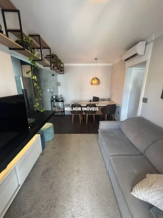 Imagem Apartamento com 02 dormitórios mobiliado e decorado á venda no centro de Balneário Camboriú.