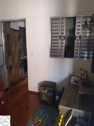 Imagem 5 Casas no terreno e mais um terreno livre nos fundos com acesso a outra rua / Zona sul / Localizado no Jardim Iporã / Região do terminal varginha
