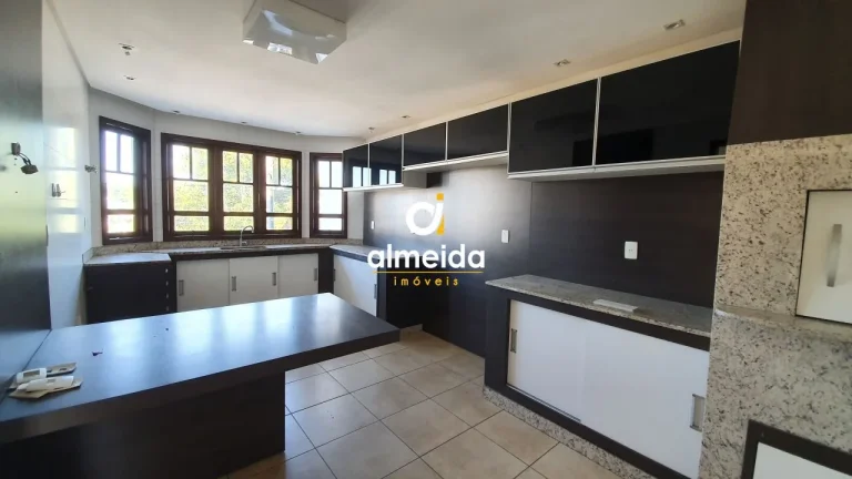 Imagem LINDA CASA 4 DORMITÓRIOS NO BAIRRO NOSSA SENHORA DE LOURDES