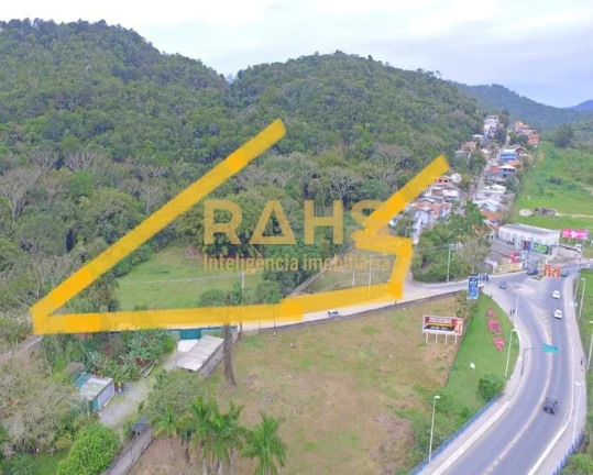 Imagem Amplo terreno frente Av. Santo Amaro (principal avenida que liga as duas cidades de Camboriú e Baln...