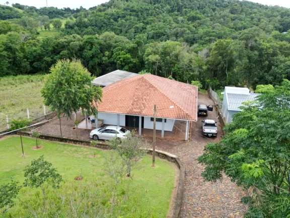 Imagem Casa mobiliada frente para água com churrasqueira e pomar em Boa Vista da Aparecida