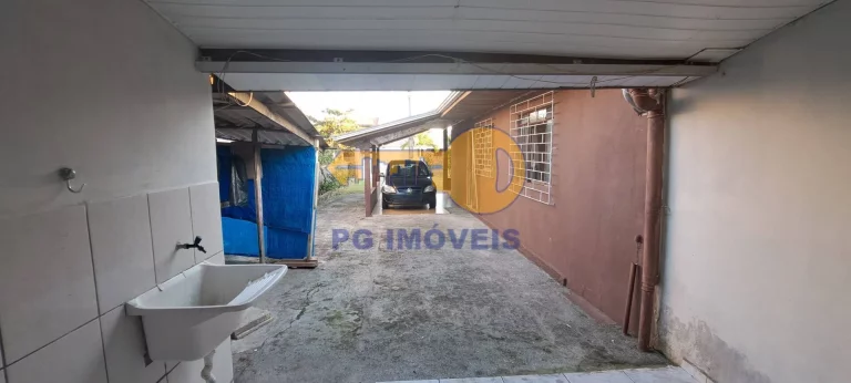 Imagem CASA COM 3 DORMITÓRIOS A 300M DO MAR