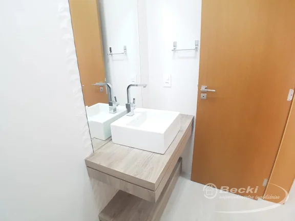 Imagem Casa de Alto Padrão no Bairro Floresta em Joinville