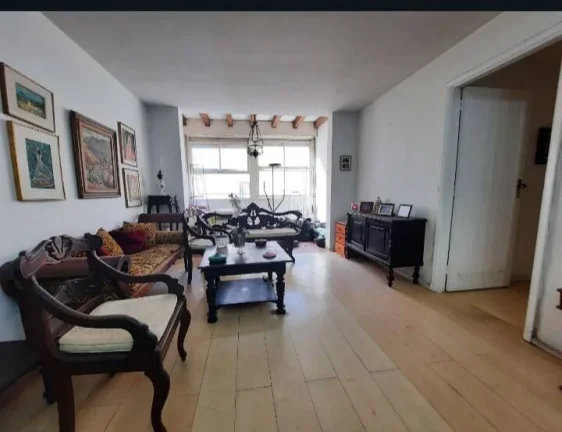 Imagem Vendo na quadra da praia Domingos Ferreira de Fundos sala, 3 quartos .