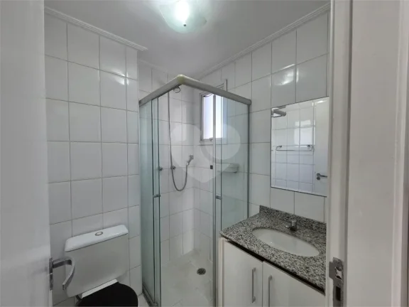 Imagem Apartamento à venda com 2 quartos, sendo 1 suíte, no condomínio Oásis Residencial Club Lapa, São Paulo - SP