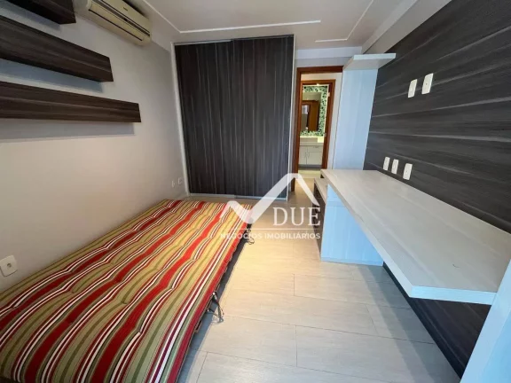 Imagem Apartamento com 2 dormitórios à venda, 94 m² por R$ 1.248.000,00 - Gonzaga - Santos/SP
