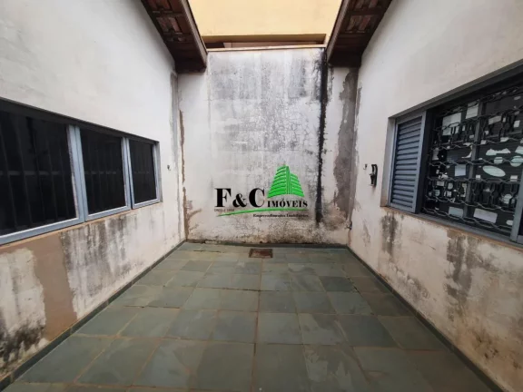 Imagem Casa para Venda em Limeira, Jardim São Manoel, 3 dormitórios, 1 suíte, 2 banheiros, 3 vagas